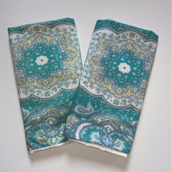 Pottery Barn Bedding Pottery Barn Paisley Set Of 2 Pillow Shams